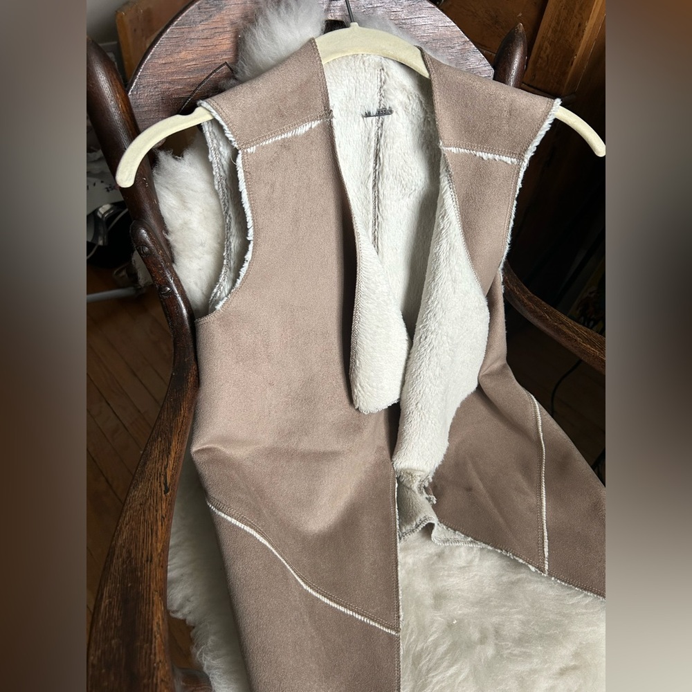 Guess soft vest